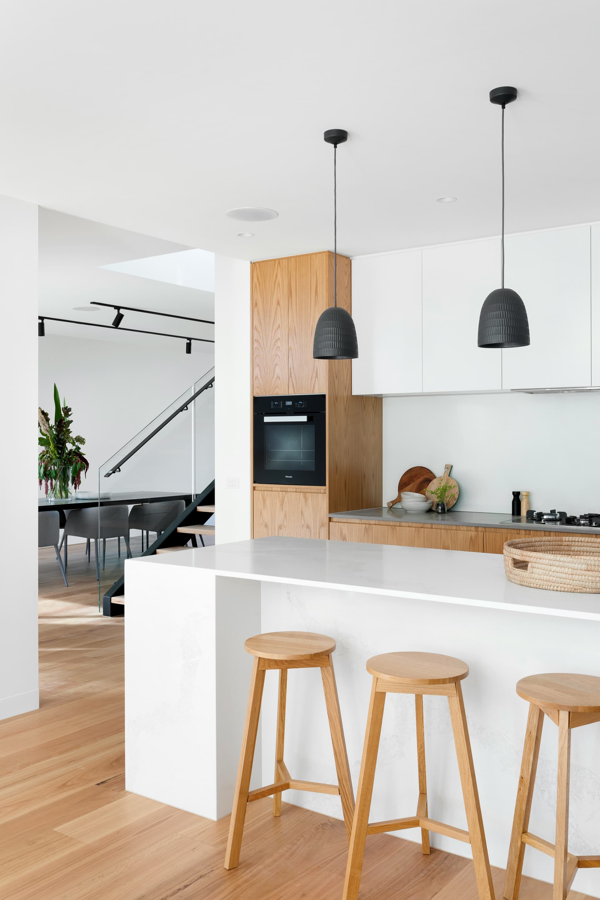 Modern Office Design by Al Saif Decor